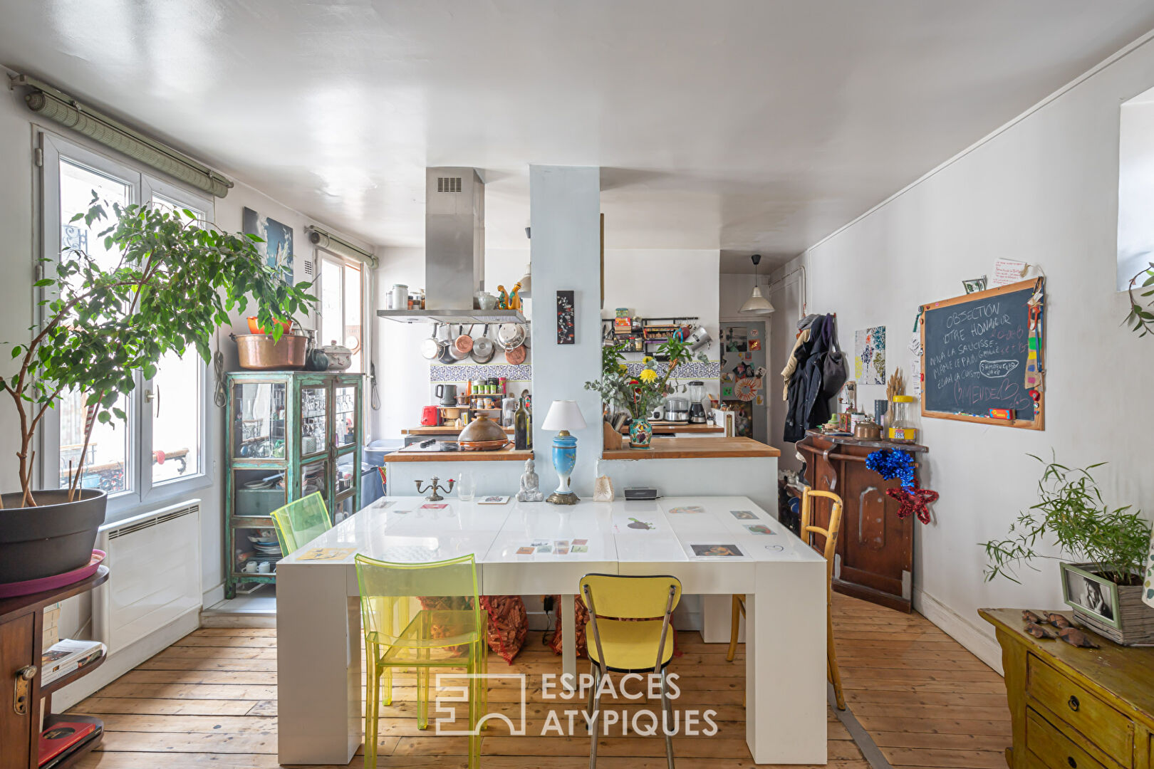 Duplex and studio on the top floor