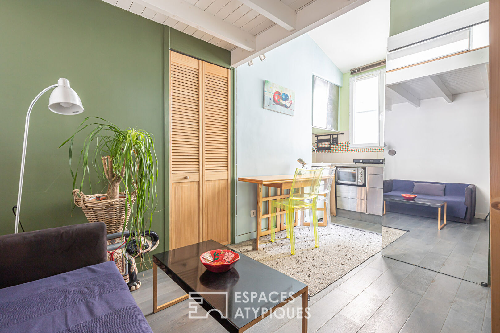 Duplex and studio on the top floor