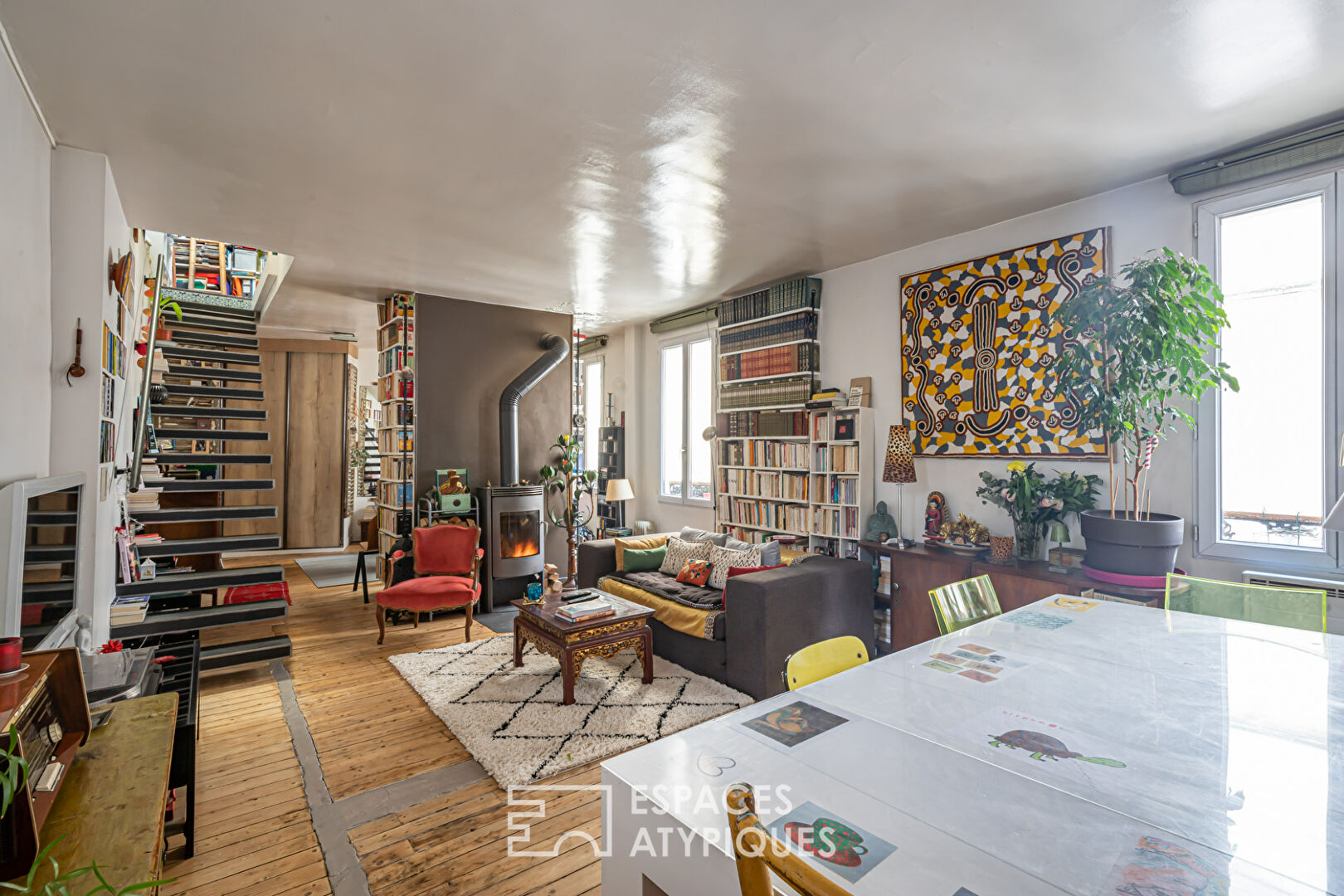 Duplex and studio on the top floor