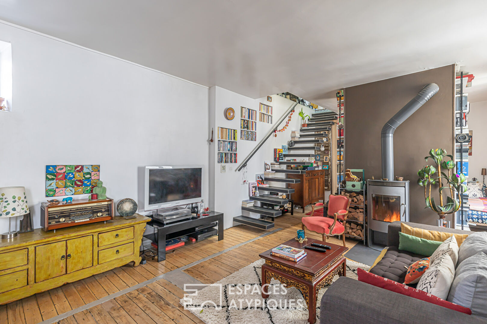 Duplex and studio on the top floor