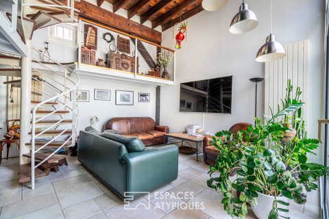 Triplex with shared terrace in a former coaching inn