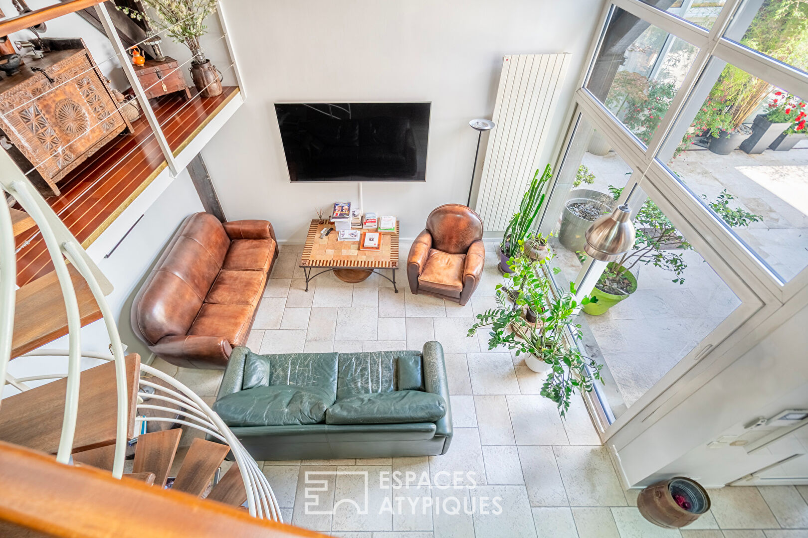 Triplex with shared terrace in a former coaching inn