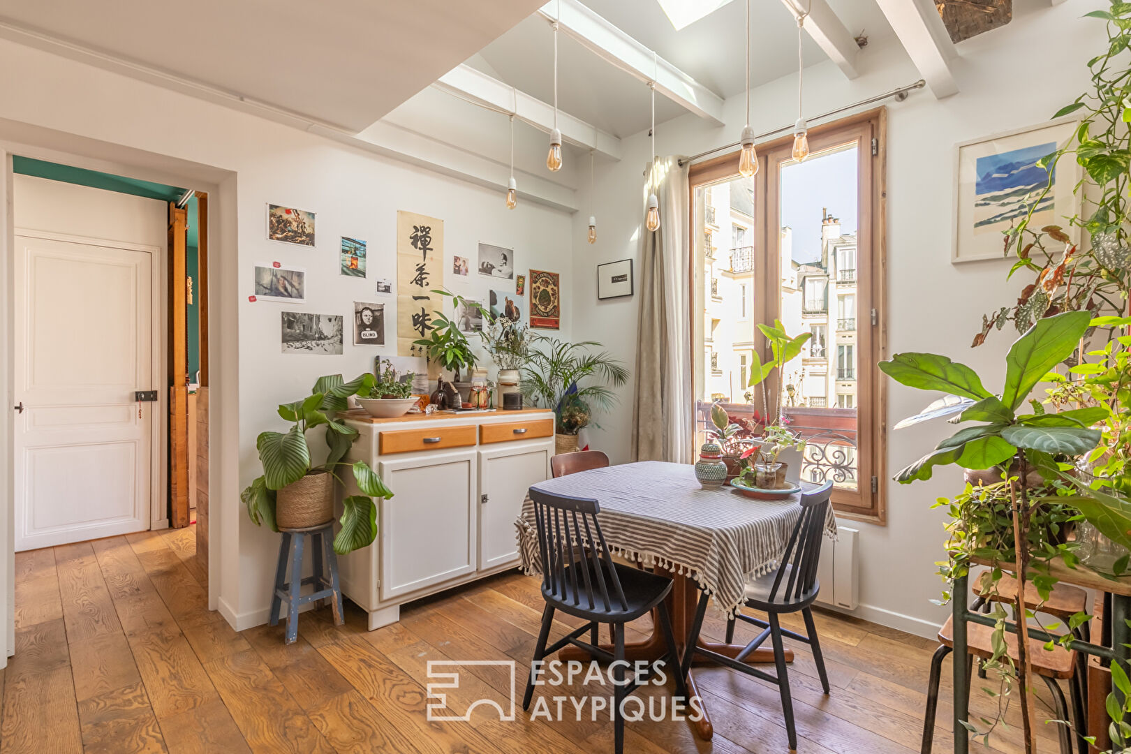 Duplex sous les toits refait par architecte