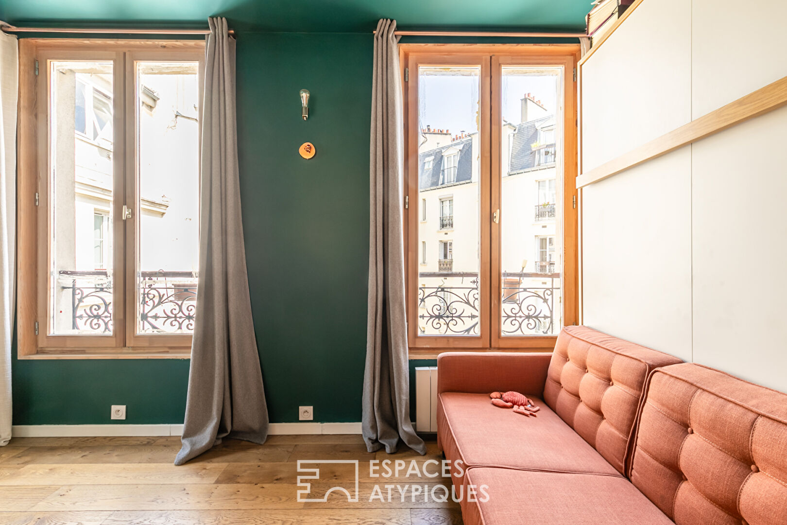 Duplex sous les toits refait par architecte
