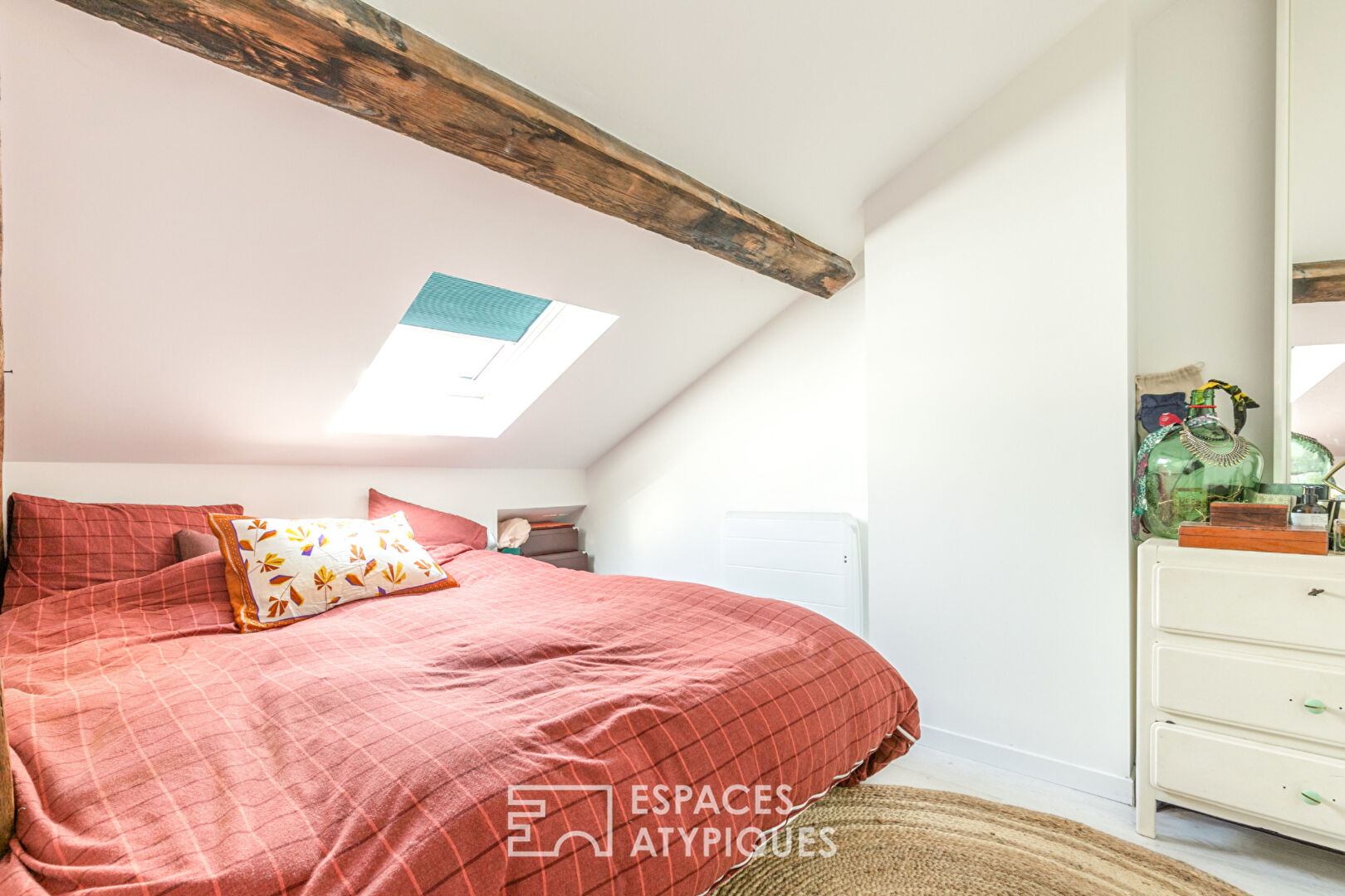 Duplex sous les toits refait par architecte