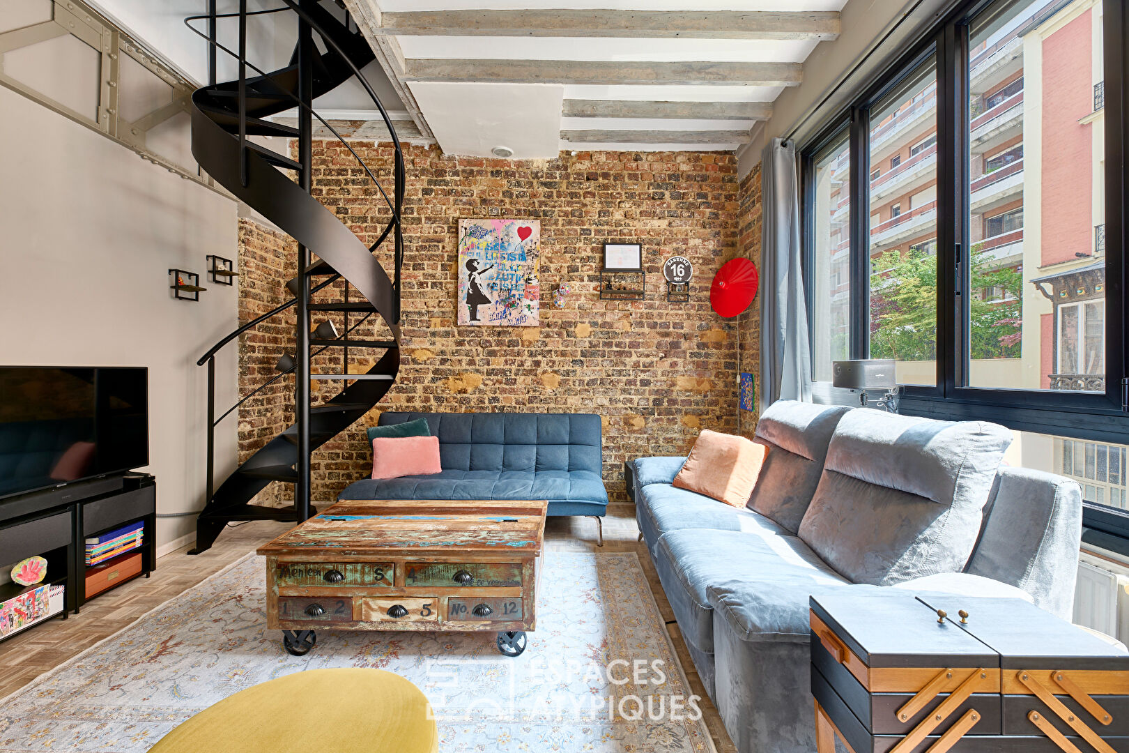Like a house with a terrace in the heart of the 11th arrondissement