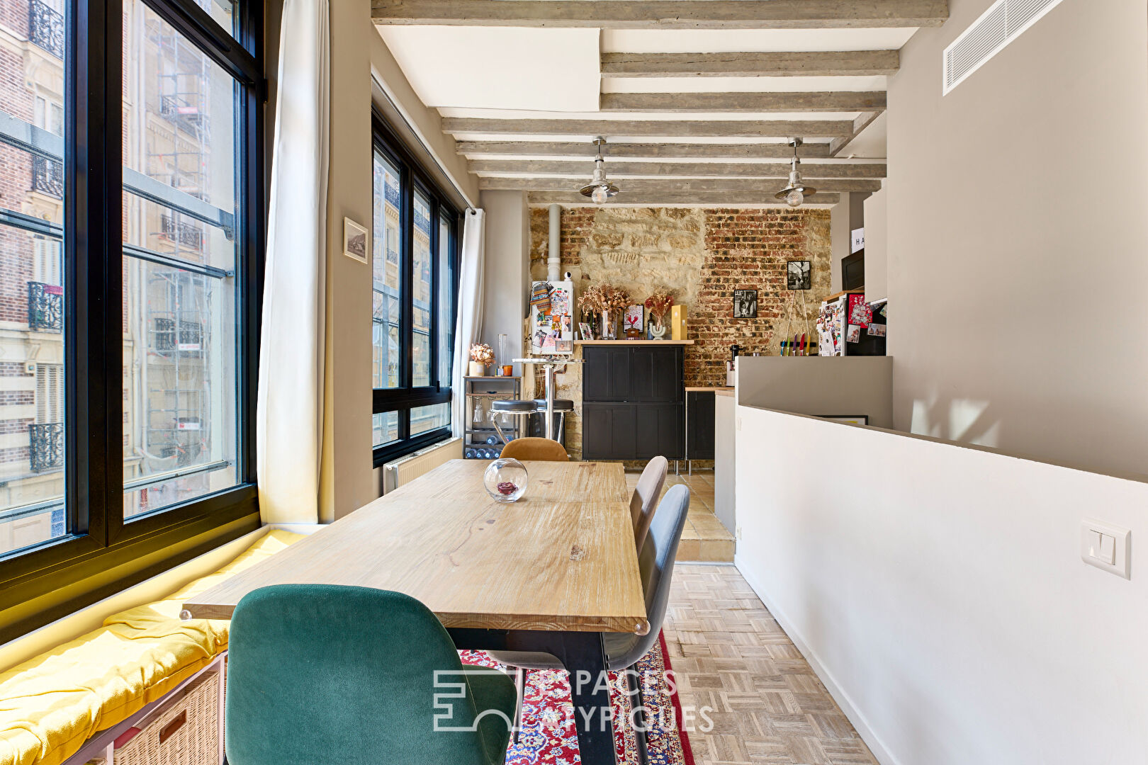 Like a house with a terrace in the heart of the 11th arrondissement