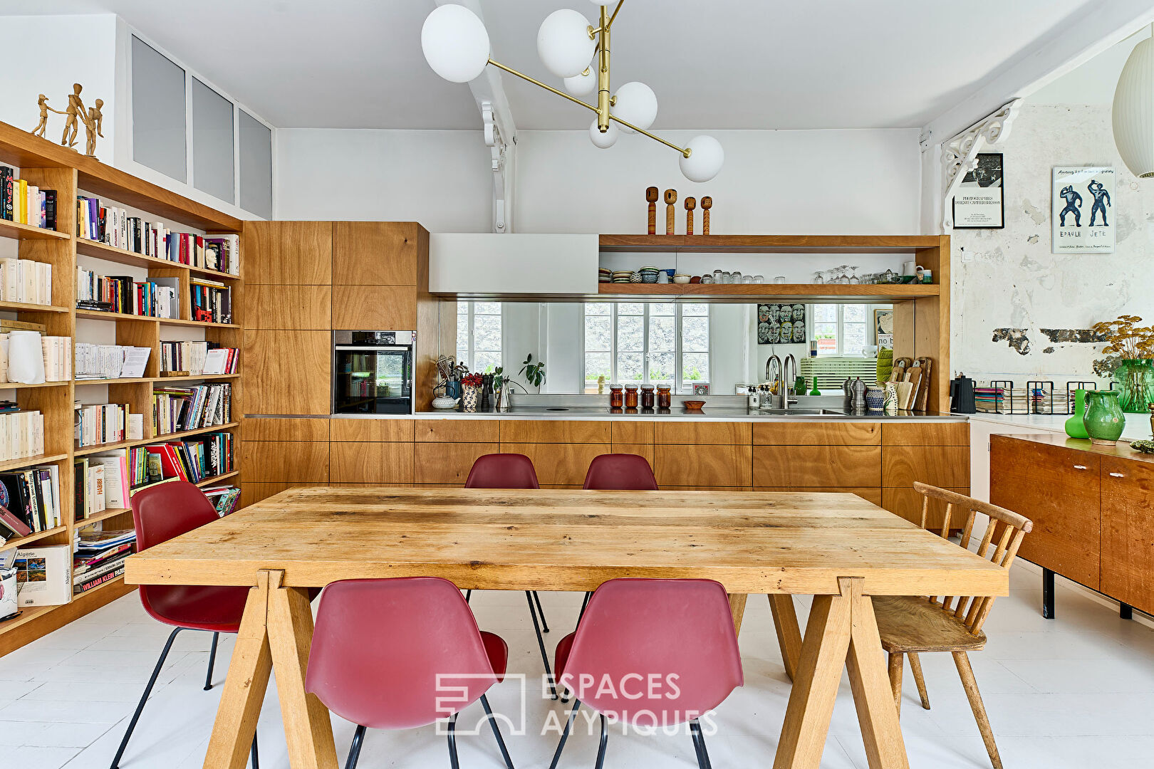 Loft d’exception caché sous les toits de Paris