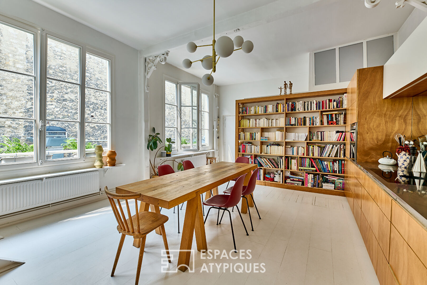 Loft d’exception caché sous les toits de Paris