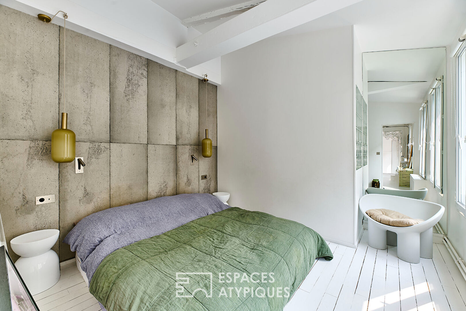 Loft d’exception caché sous les toits de Paris