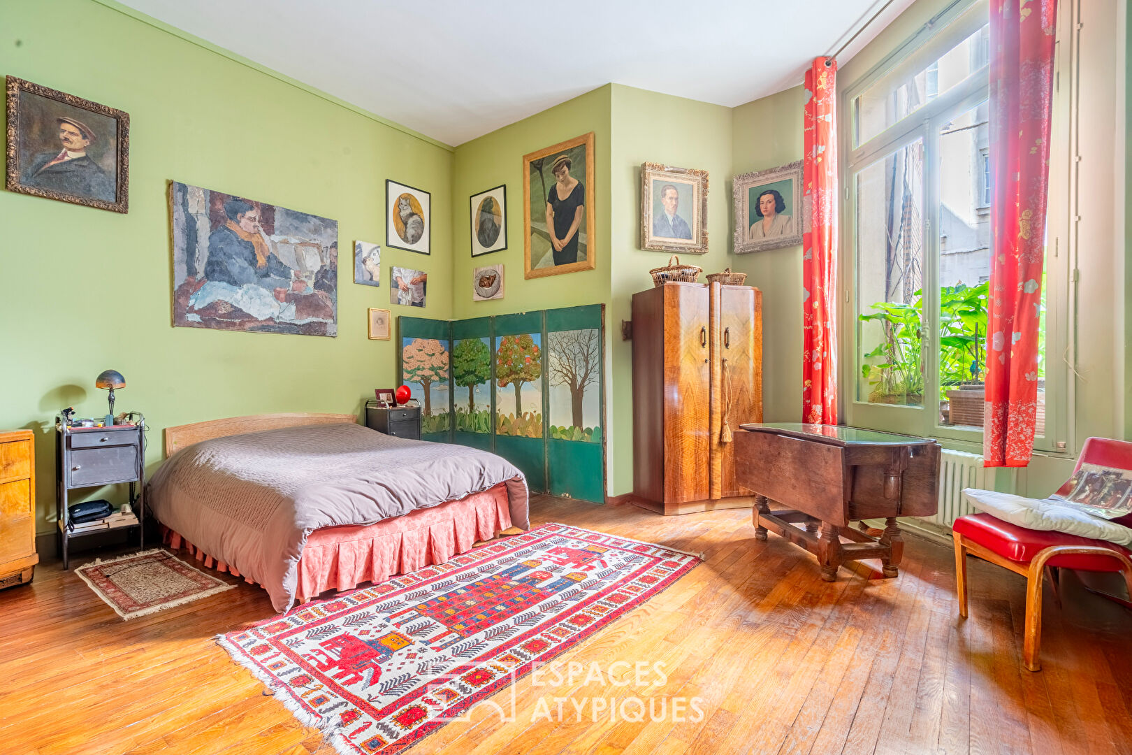 Loft with generous volumes