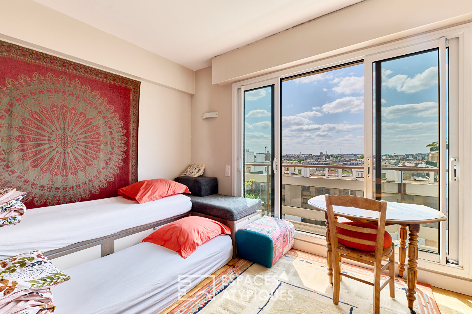 Appartement en dernier étage avec terrasses et vues dégagées