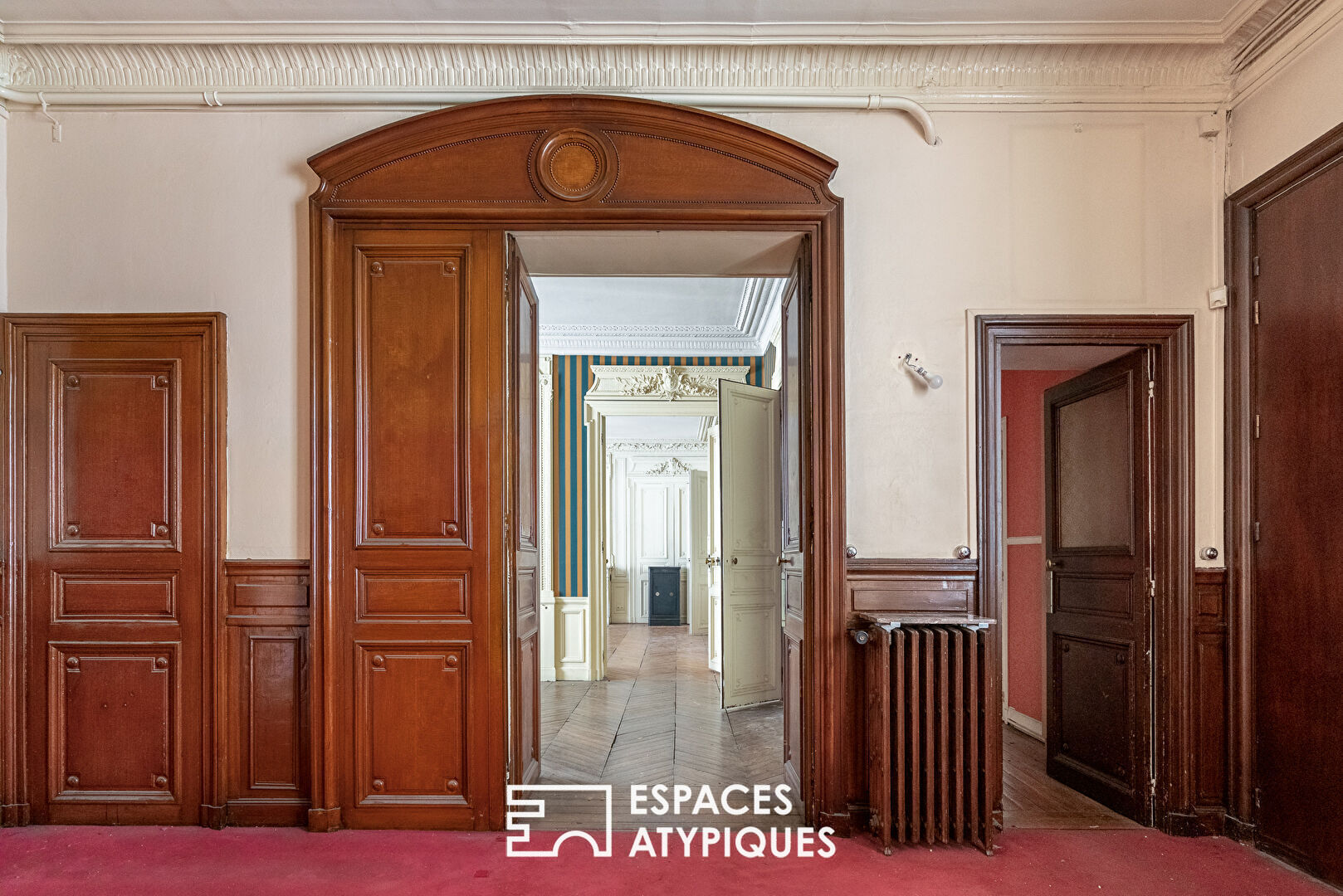 Appartement à réinventer dans un ancien hôtel particulier