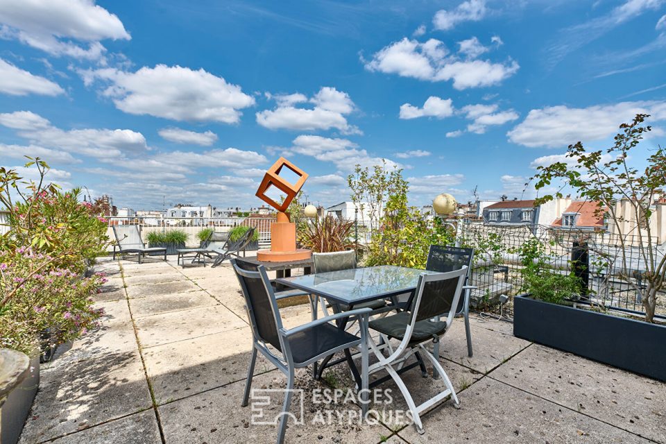 Duplex avec ascenseur et son toit terrasse au coeur du Marais historique