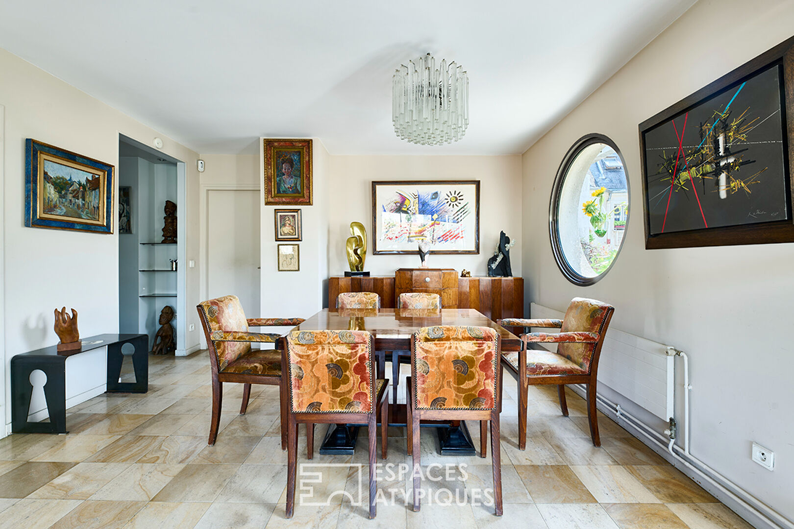 Duplex with elevator and roof terrace in the heart of the historic Marais