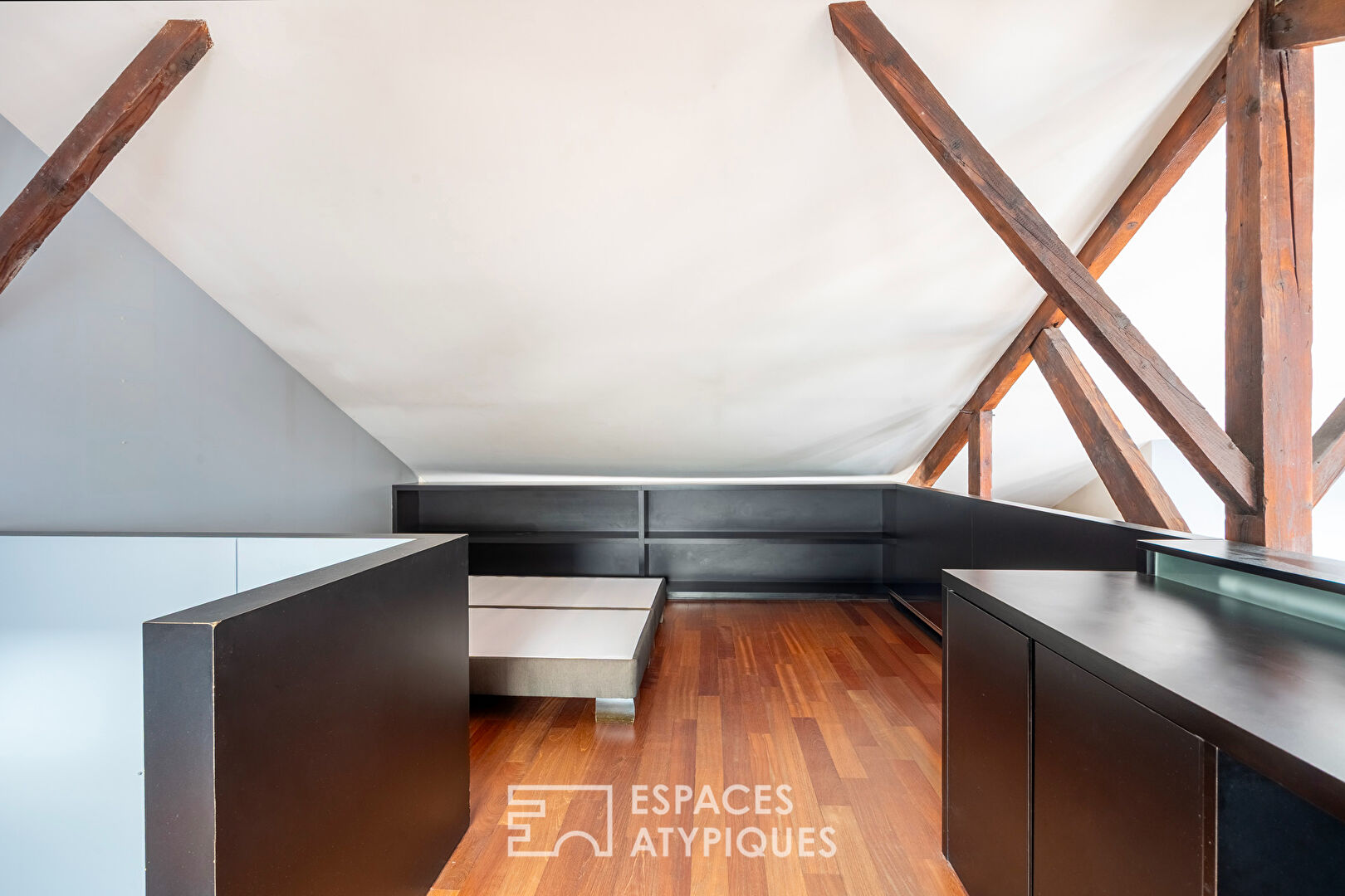 Loft on the top floor with elevator