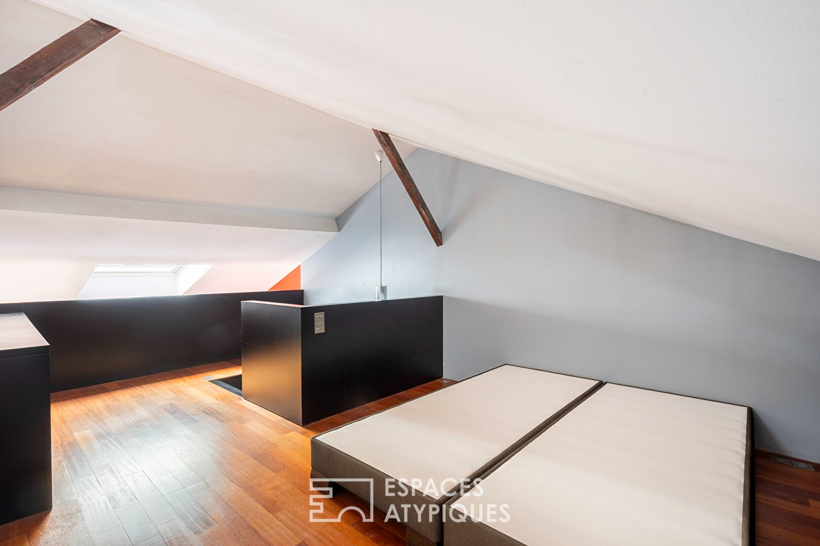 Loft on the top floor with elevator