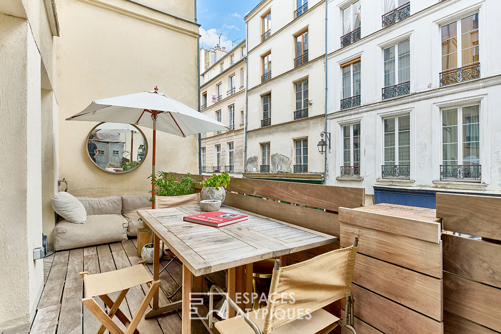 Appartement rénové avec terrasse au coeur du quartier des enfants rouges