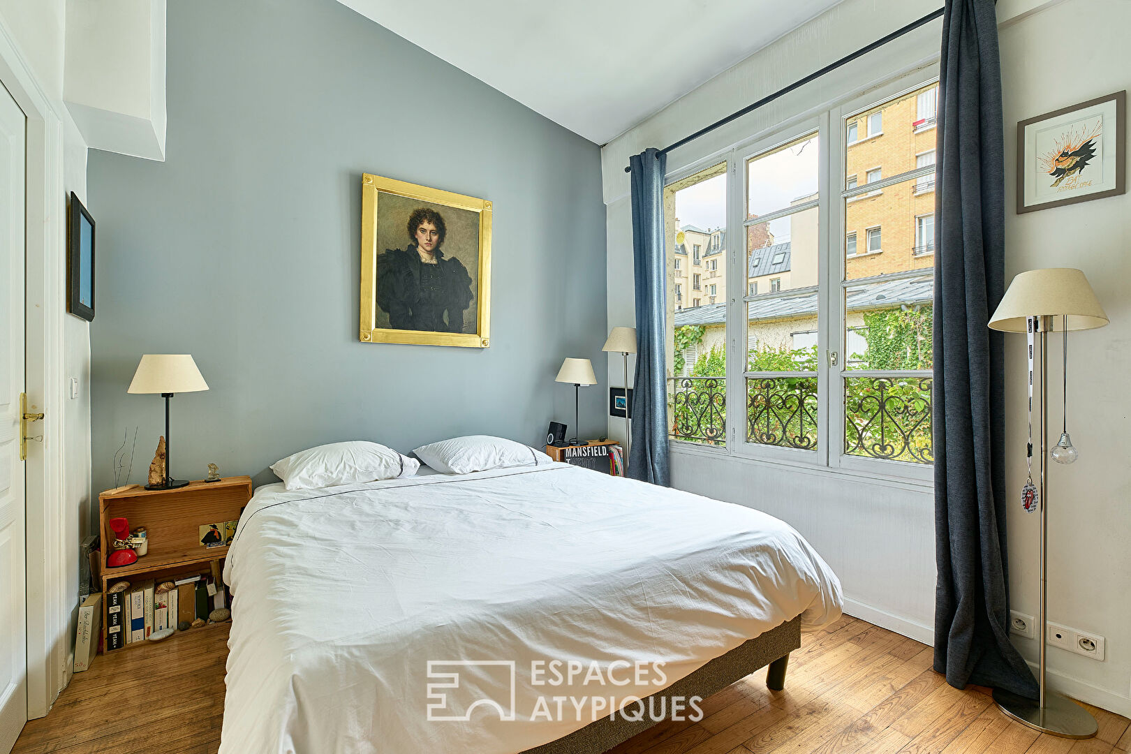 Triplex with exterior in the heart of a green haven of peace