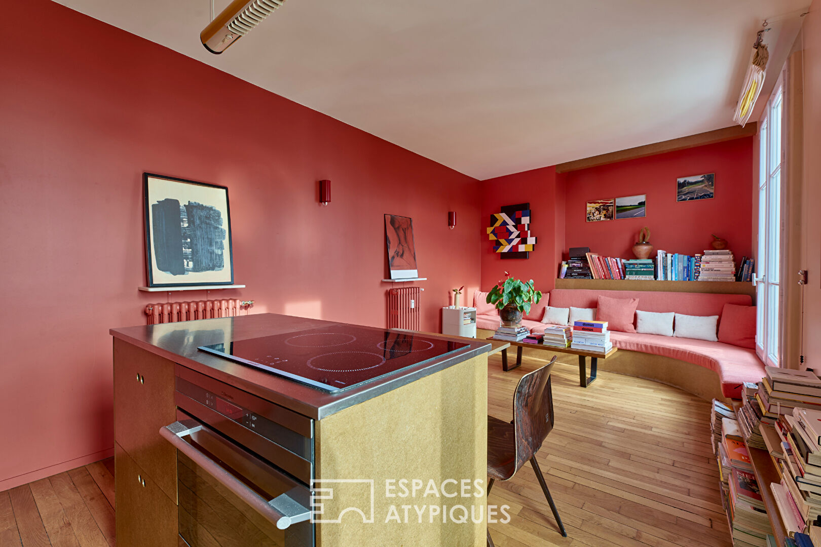 Dernier étage avec balcons et vue dégagée