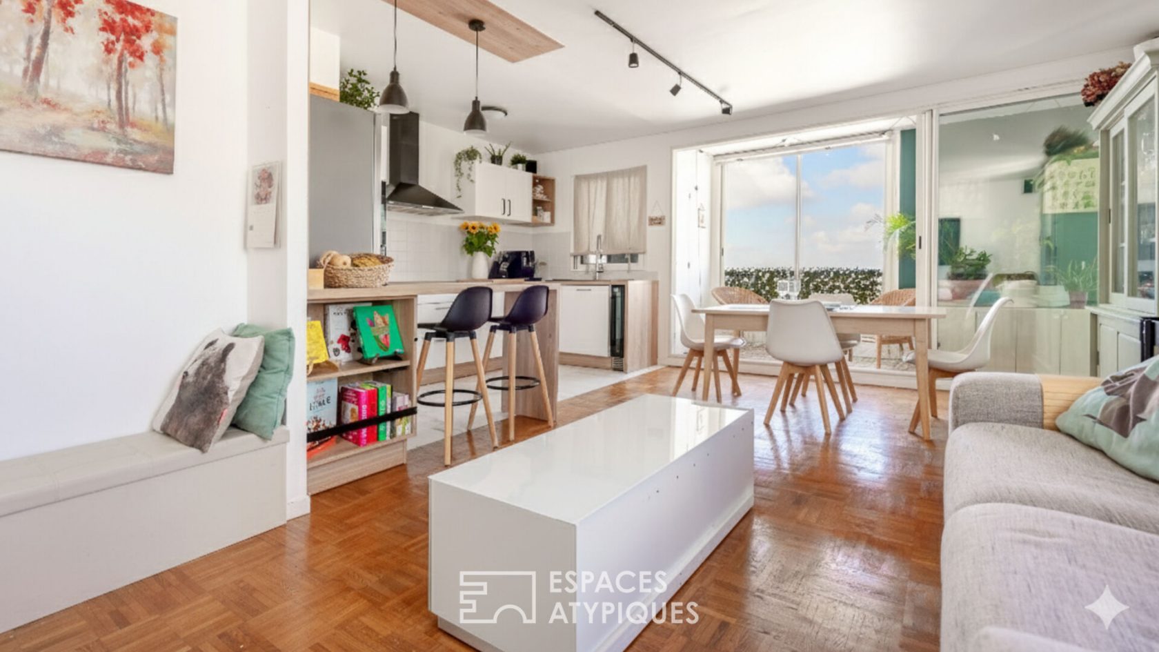 Appartement rénové avec loggia et vue panoramique