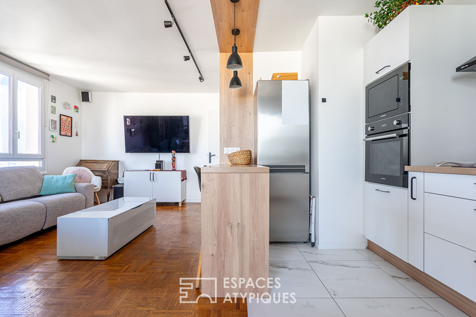 Appartement rénové avec loggia et vue panoramique