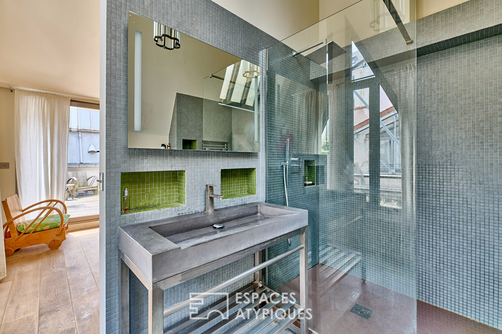 Maison-loft avec deux terrasses