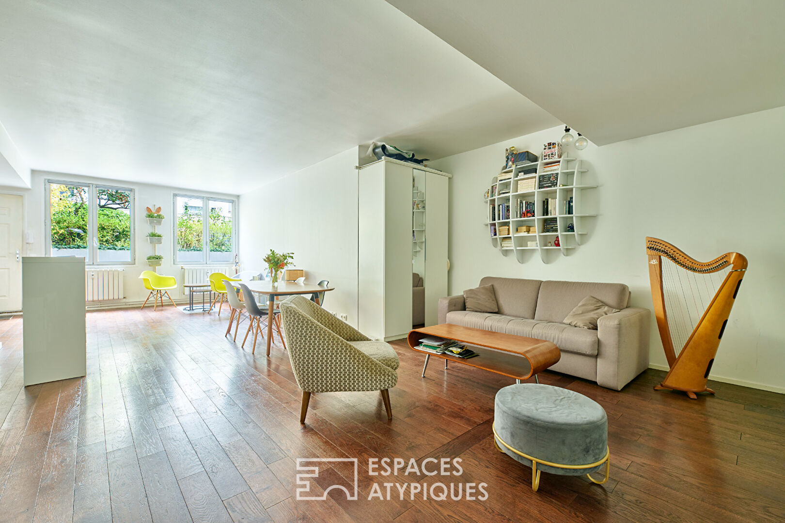 Ancienne imprimerie transformée en loft sur jardin