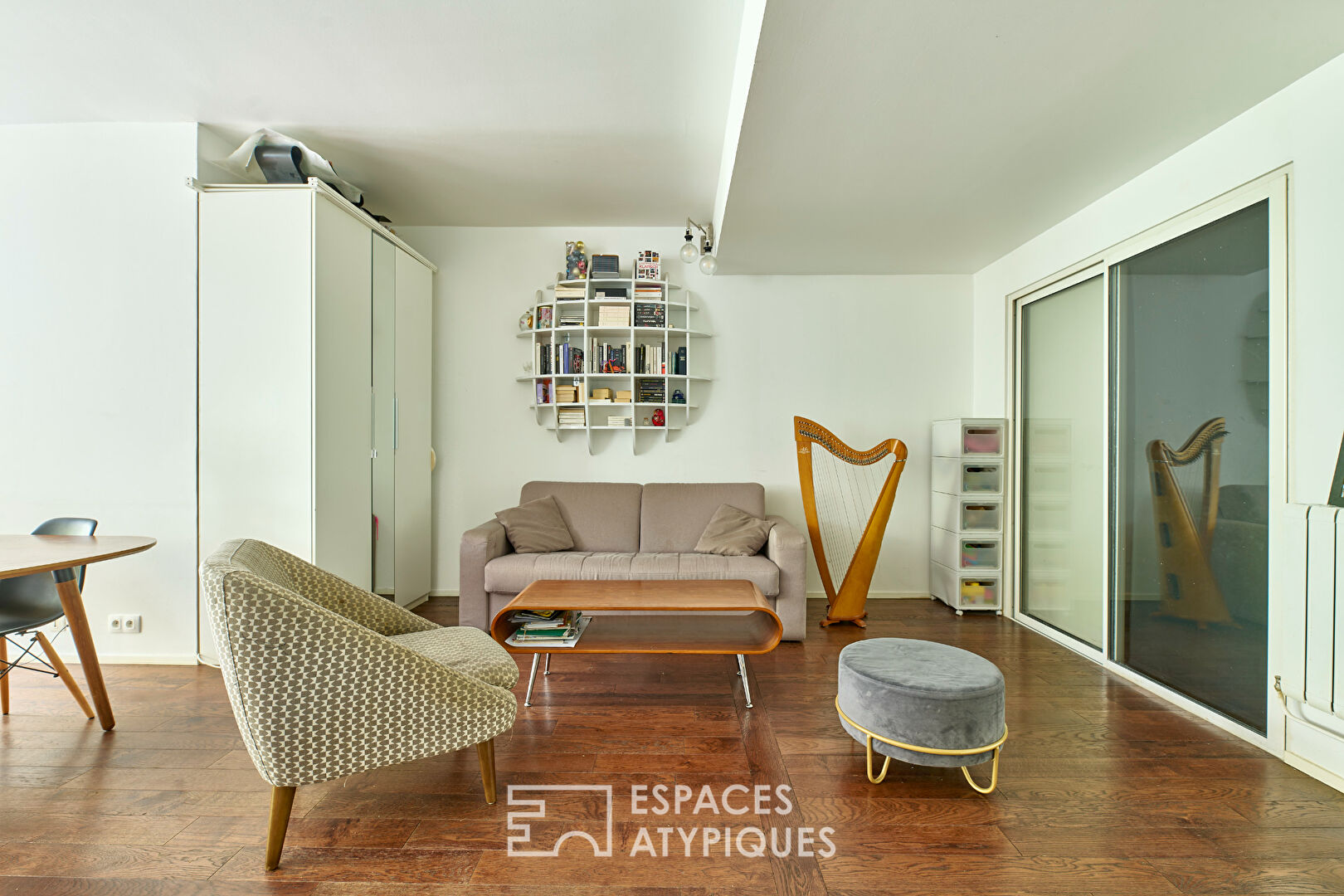 Ancienne imprimerie transformée en loft sur jardin