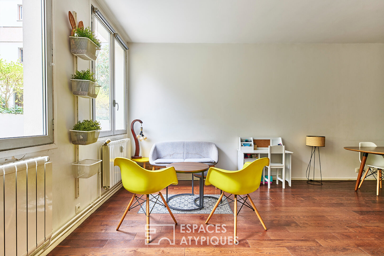 Ancienne imprimerie transformée en loft sur jardin