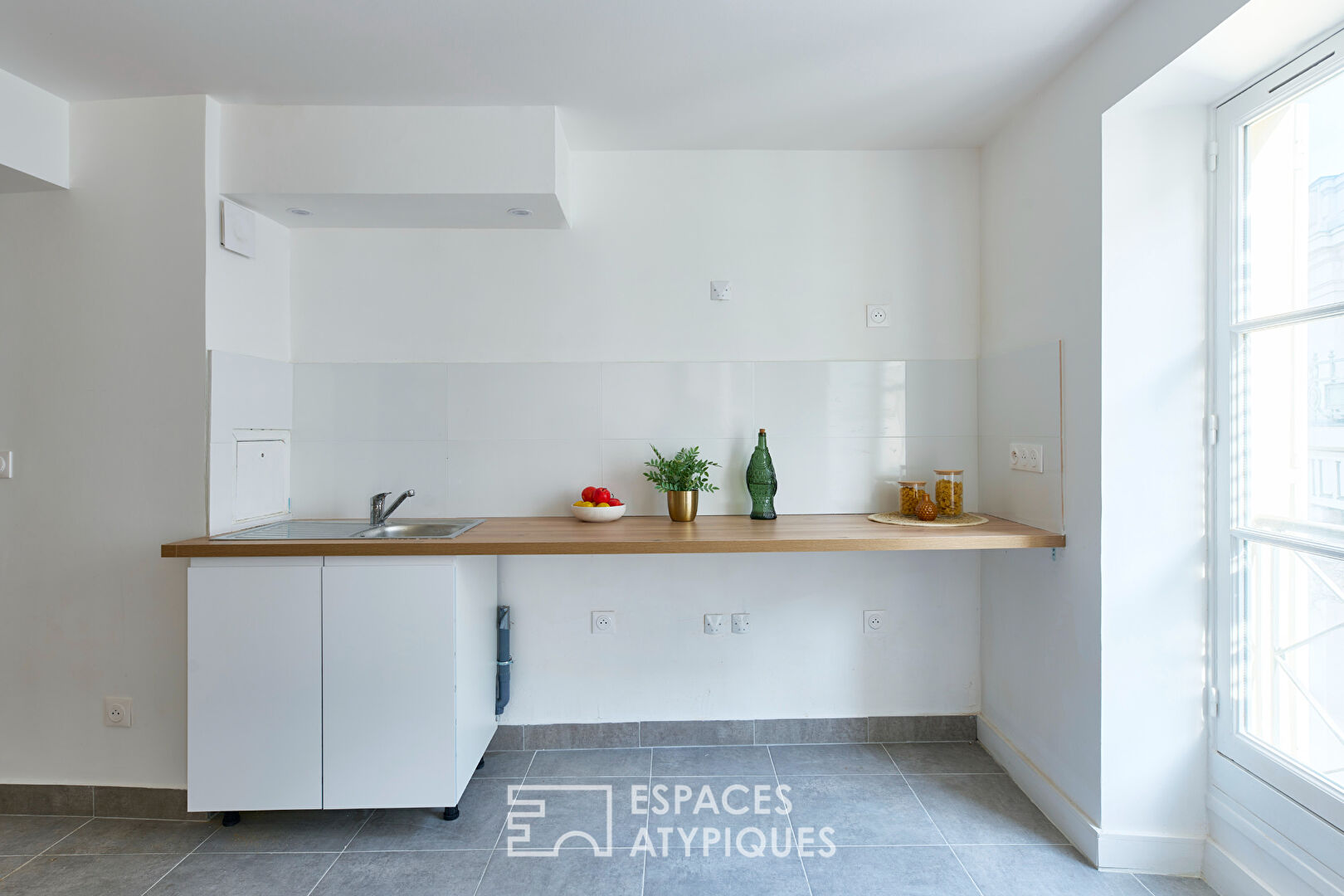 Appartement à l’esprit maison avec vue sur l’Hôtel de Ville et Notre Dame