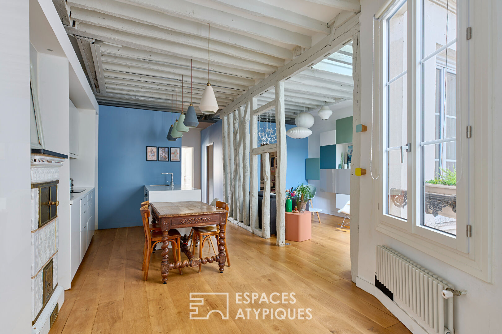 Appartement traversant et rénové au coeur du quartier des Enfants Rouges