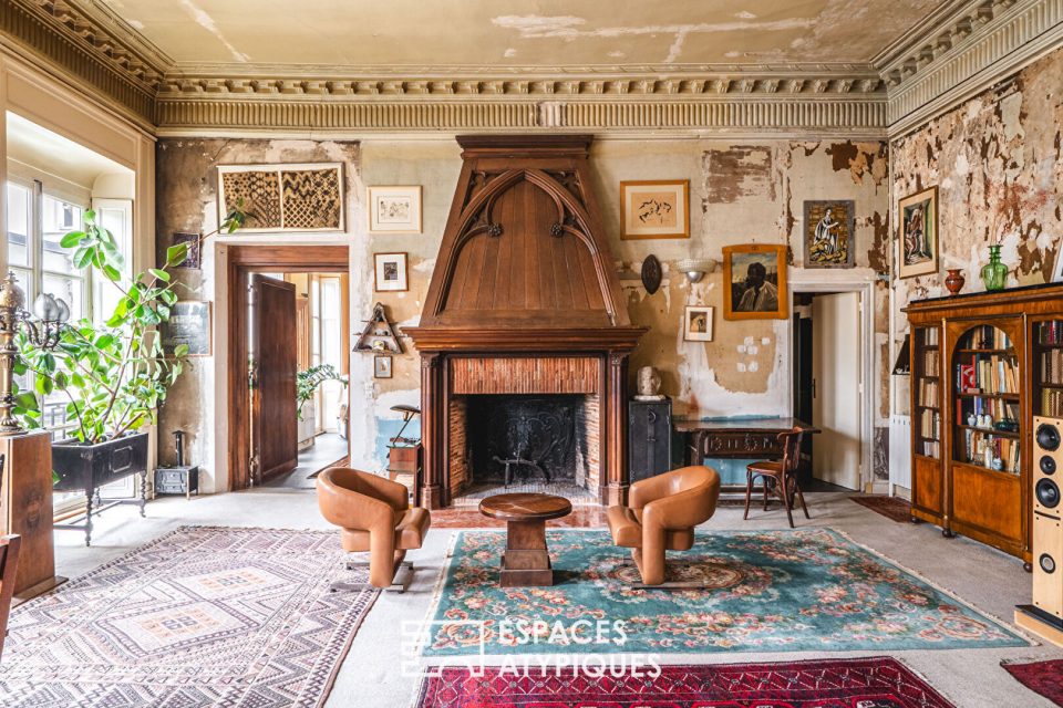 Appartement bourgeois aux volumes exceptionnels à réinventer