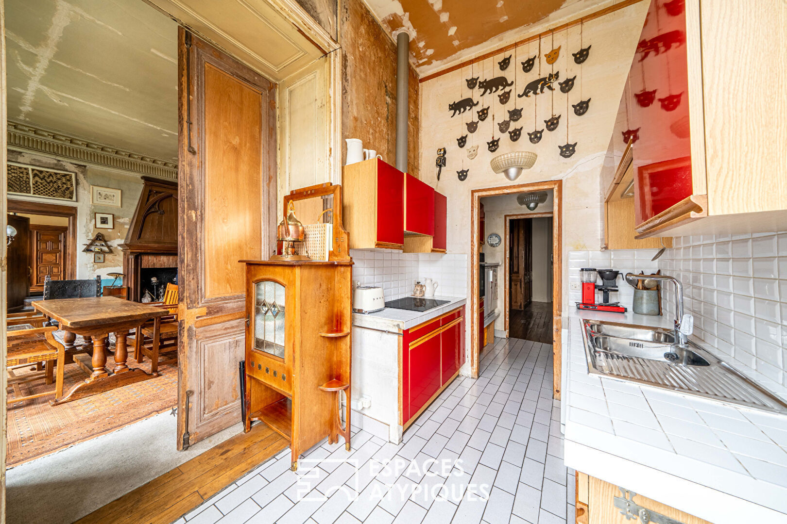 Appartement bourgeois aux volumes exceptionnels à réinventer