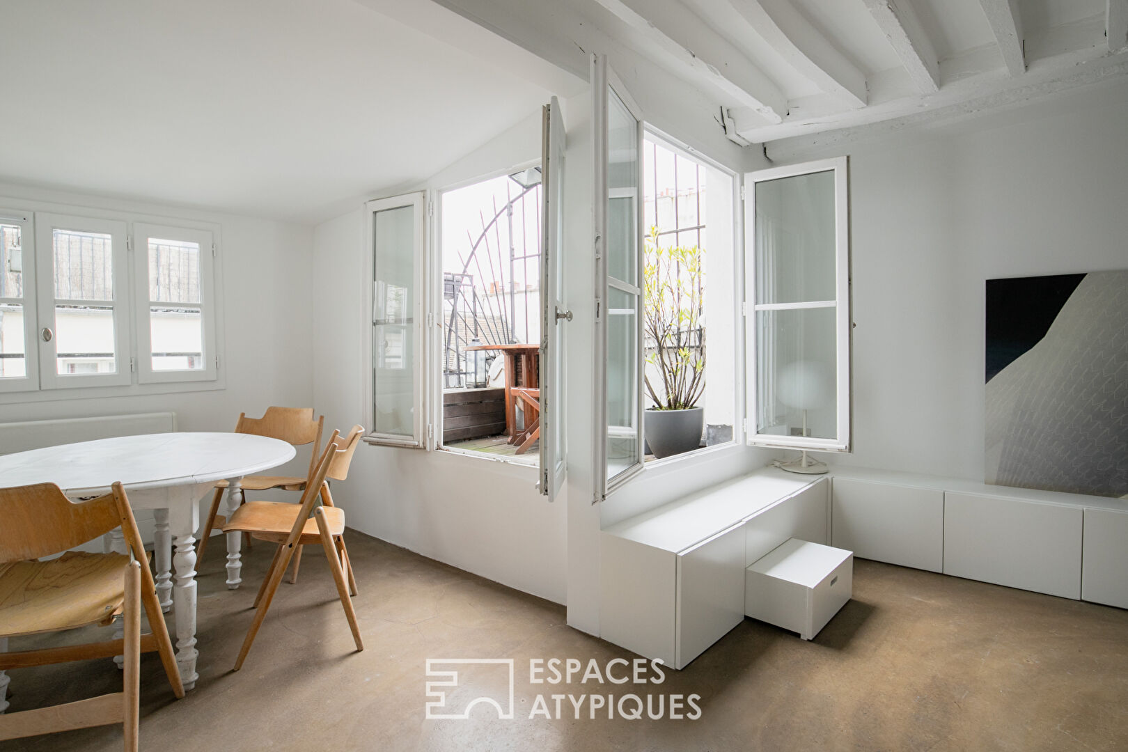 Duplex en dernier étage avec terrasse repensé par architecte