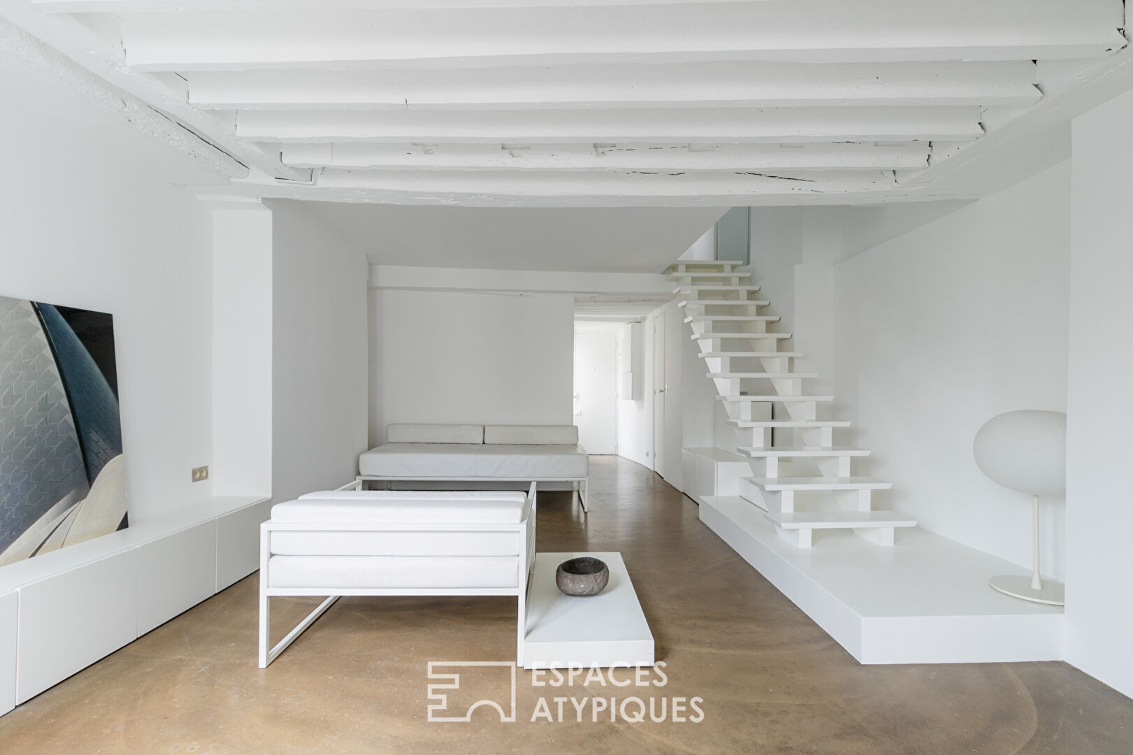 Duplex en dernier étage avec terrasse repensé par architecte
