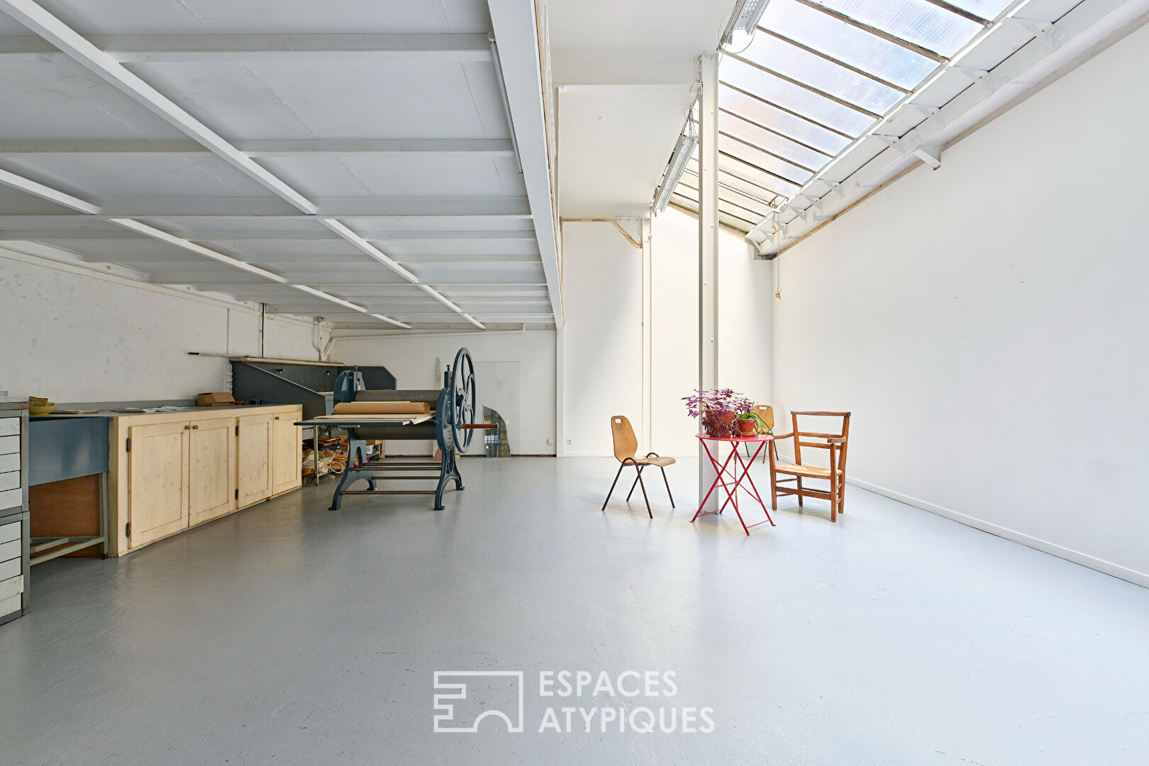 Local commercial à usage mixte esprit atelier