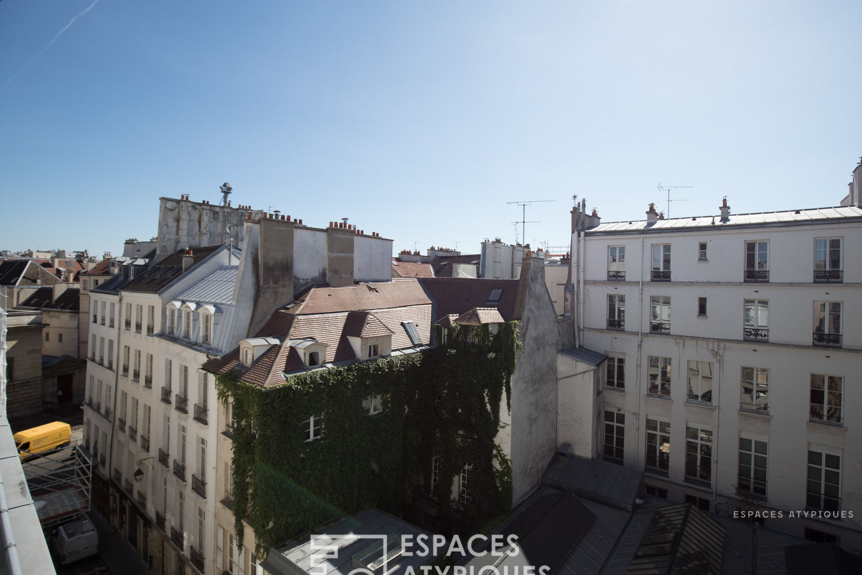 Dernier étage dans le Marais