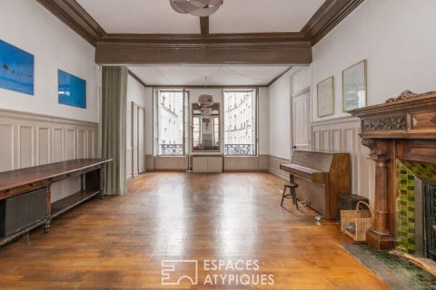 Volumes d&rsquo;exception et charme du XVIIIème à deux pas de l&rsquo;Hôtel de Ville