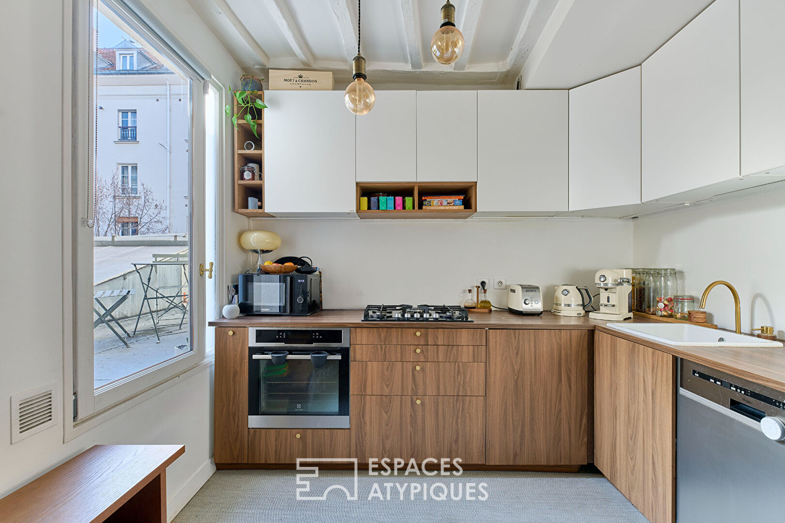 Appartement confidentiel, à deux pas de la Place du Marché Sainte-Catherine