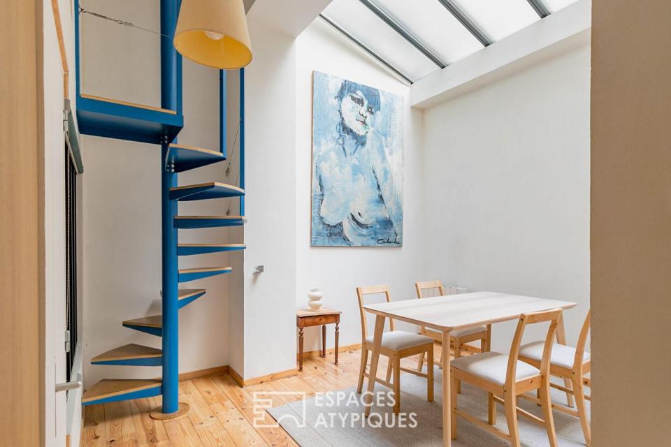 Atelier confidentiel avec son patio au coeur de Belleville