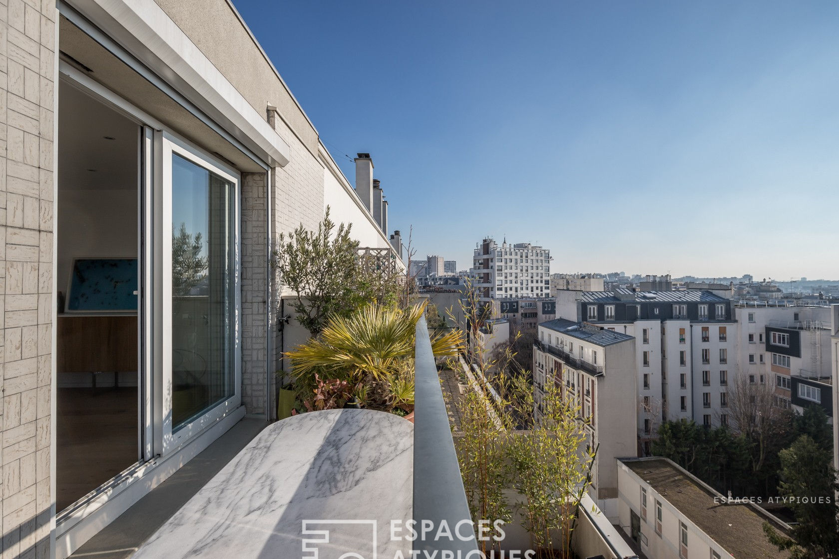 Top floor with view and terrace
