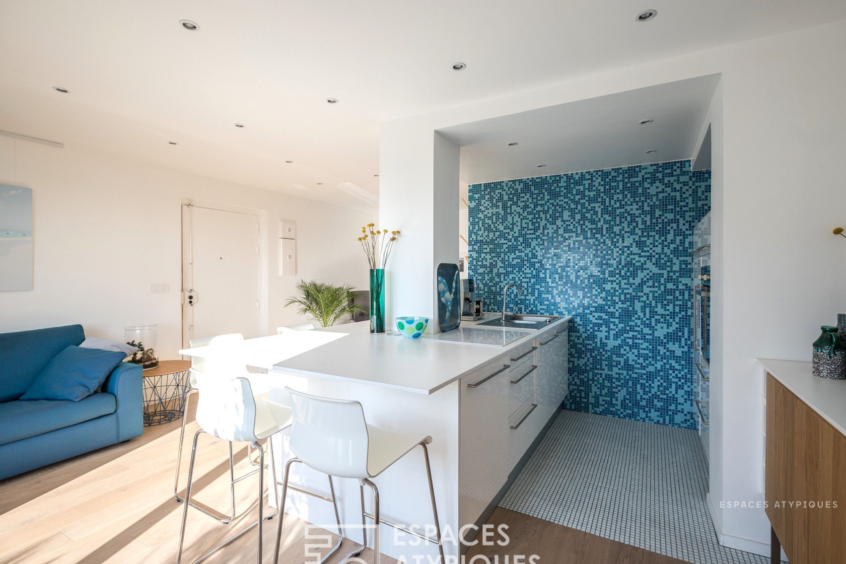Top floor with view and terrace
