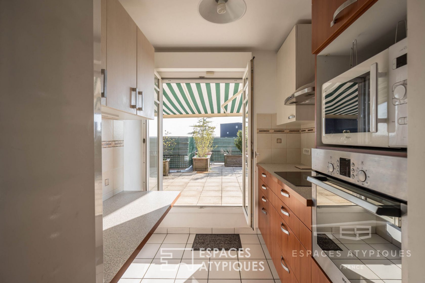 Appartement avec terrasse et vue sur Marne
