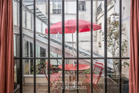 Loft with patio and terrace in a former printing factory