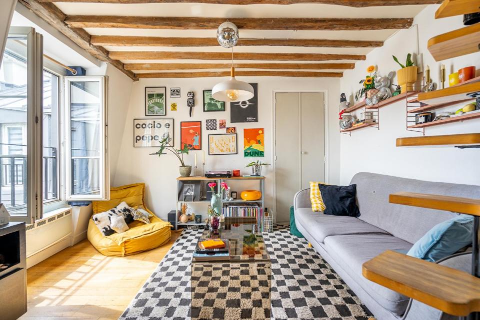 Dernier étage  lumineux avec mezzanine