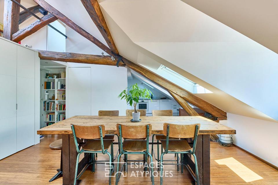 Duplex d'architecte avec ascenseur et vue sur Montmartre
