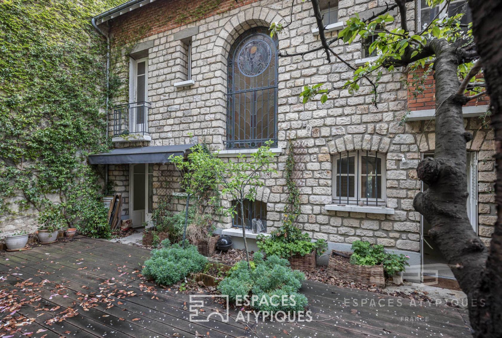 House in La Campagne à Paris