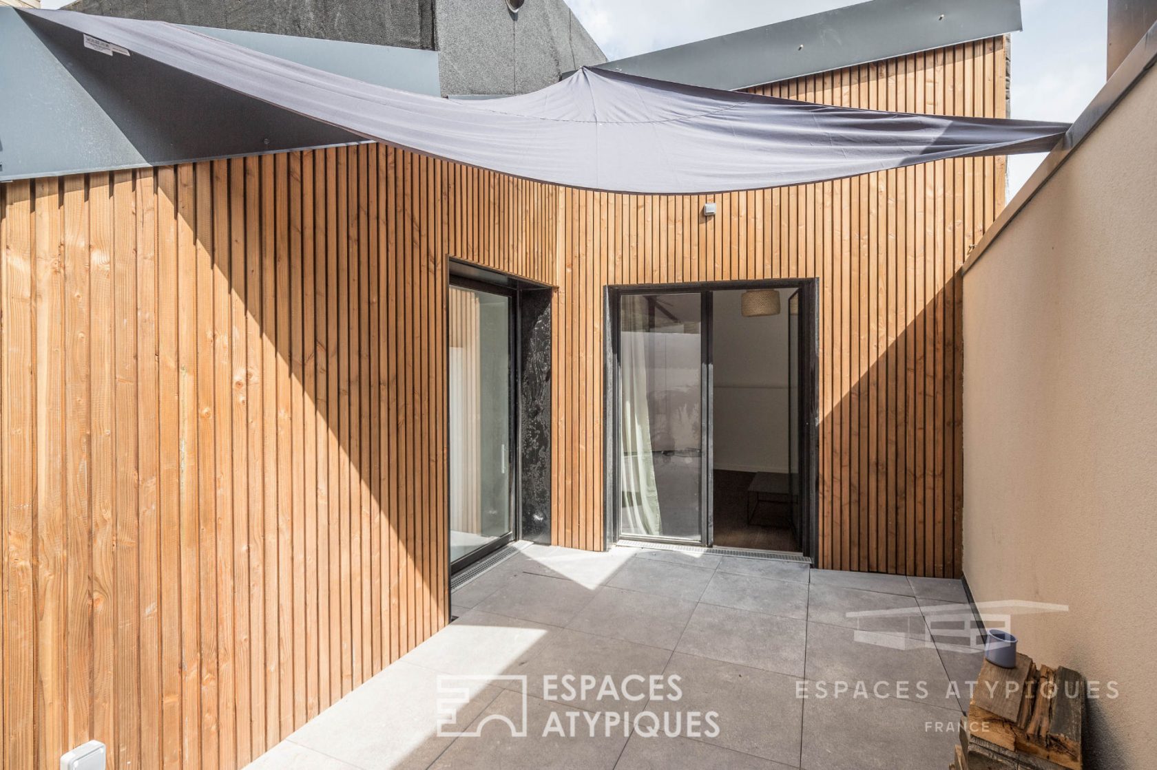 Loft avec terrasse dans un ancien garage