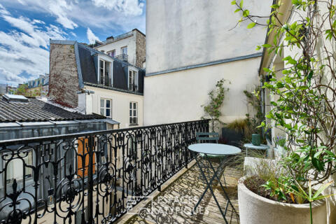 Duplex lumineux en dernier étage avec terrasse